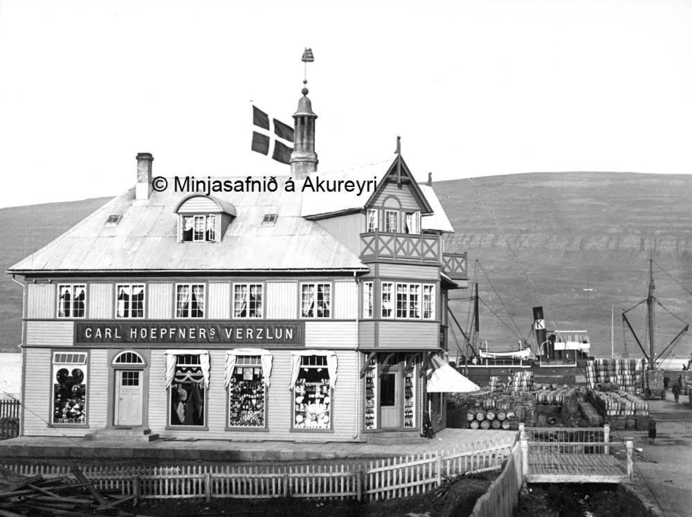 Hoepfner And Tulinius Historical Houses Akureyri Kültér fotó