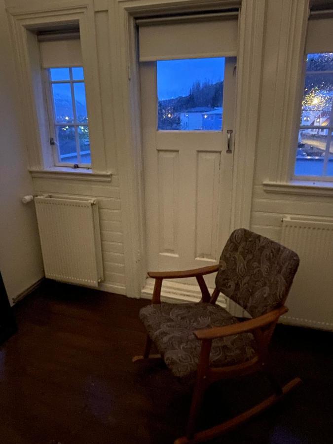 Hoepfner And Tulinius Historical Houses Akureyri Kültér fotó