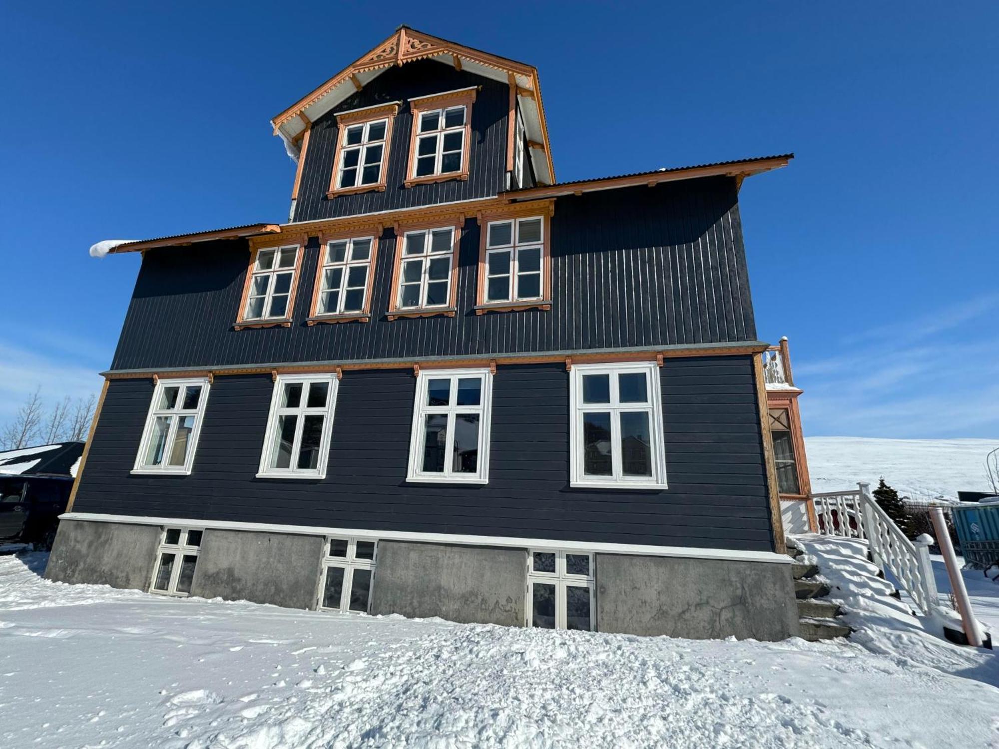 Hoepfner And Tulinius Historical Houses Akureyri Kültér fotó