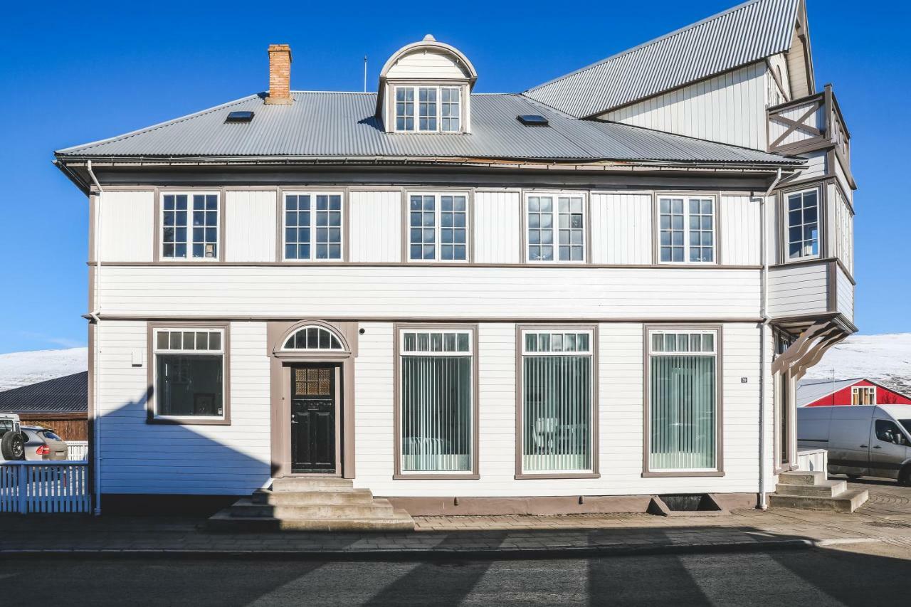 Hoepfner And Tulinius Historical Houses Akureyri Kültér fotó