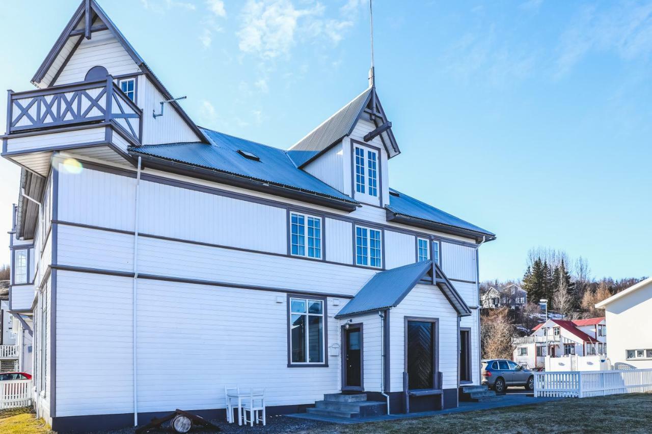 Hoepfner And Tulinius Historical Houses Akureyri Kültér fotó
